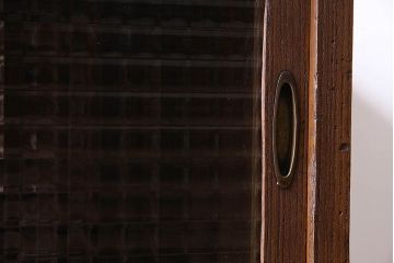 アンティーク家具　昭和期　脚付き チェッカーガラスがおしゃれな箪笥ローボード(キャビネット、収納棚、テレビボード)