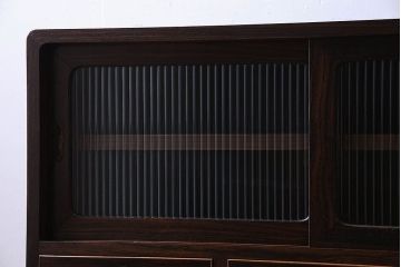 レトロ家具　昭和レトロ　黒檀　鉄脚付　モールガラスがおしゃれなモダンな箪笥ローボード(キャビネット、チェスト、テレビボード)
