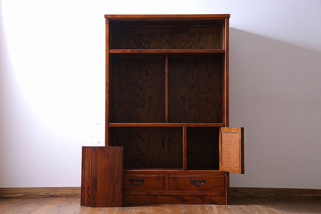 中古　高級品　松本伝統　指物工芸家具　本漆塗りが高級感漂う食器棚(水屋箪笥、収納棚、キャビネット)(定価52万円)