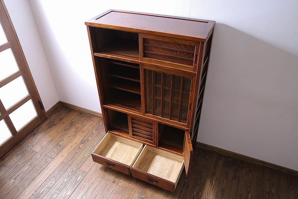 中古　高級品　松本伝統　指物工芸家具　本漆塗りが高級感漂う食器棚(水屋箪笥、収納棚、キャビネット)(定価52万円)