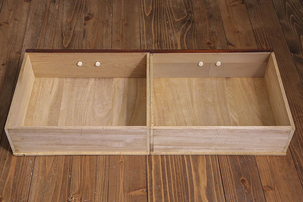 中古　高級品　松本伝統　指物工芸家具　本漆塗りが高級感漂う食器棚(水屋箪笥、収納棚、キャビネット)(定価52万円)