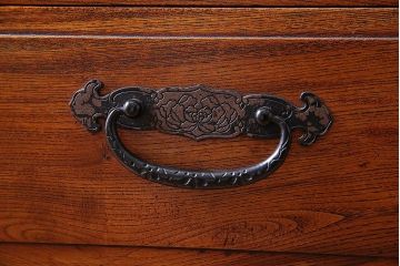 中古　高級品　松本伝統　指物工芸家具　本漆塗りが高級感漂う食器棚(水屋箪笥、収納棚、キャビネット)(定価52万円)