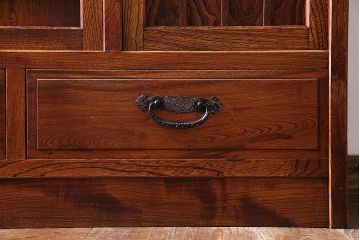 中古　高級品　松本伝統　指物工芸家具　本漆塗りが高級感漂う食器棚(水屋箪笥、収納棚、キャビネット)(定価52万円)