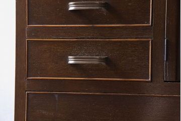 レトロ家具　昭和レトロ　チェッカーガラス入りのレトロなチェスト(タンス、衣装箪笥、引き出し、キャビネット)