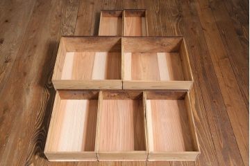 アンティーク家具　明治大正期　前面ケヤキ材　モールガラスがお洒落なアンティークキャビネット(収納棚、戸棚)