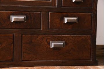 アンティーク家具　明治大正期　前面ケヤキ材　モールガラスがお洒落なアンティークキャビネット(収納棚、戸棚)