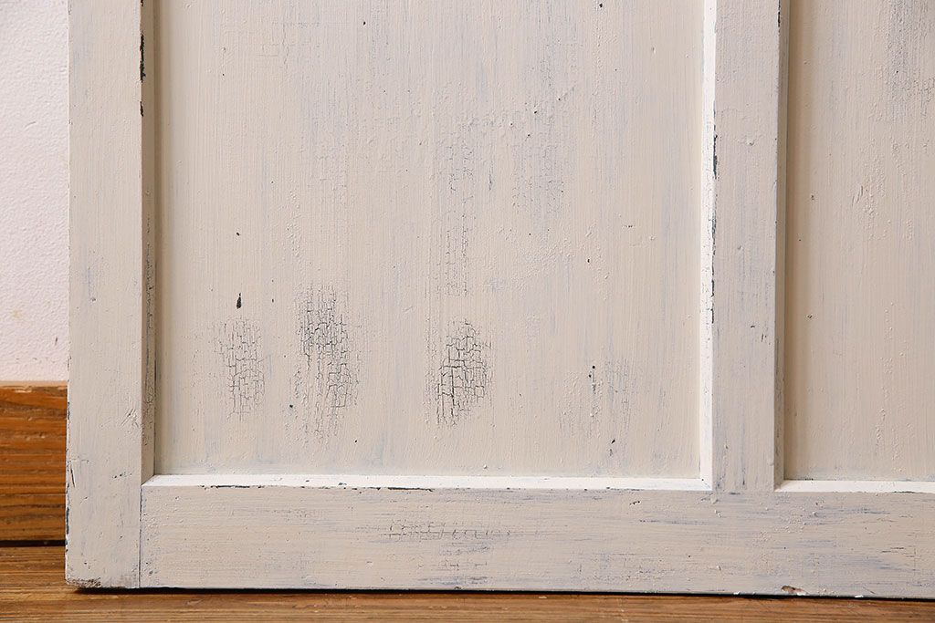 ペイント建具　可愛らしいアンティークドア(扉)