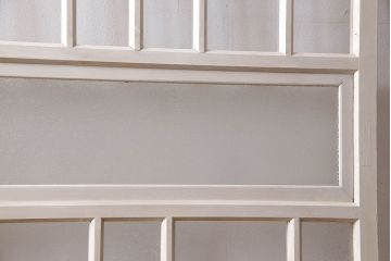 ペイント家具　変わったデザインが目を引く引き戸1枚(ガラス戸、ガラス帯戸、建具)(1)