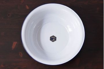 アンティーク雑貨　昭和レトロ　未使用　紺色の縁取りがおしゃれなKIYOSUのホーロー(琺瑯)洗面器