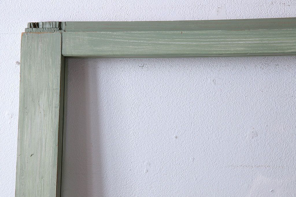 くすんだグリーンの色合いが可愛らしいアンティークペイントガラス戸(引き戸、建具)2枚組