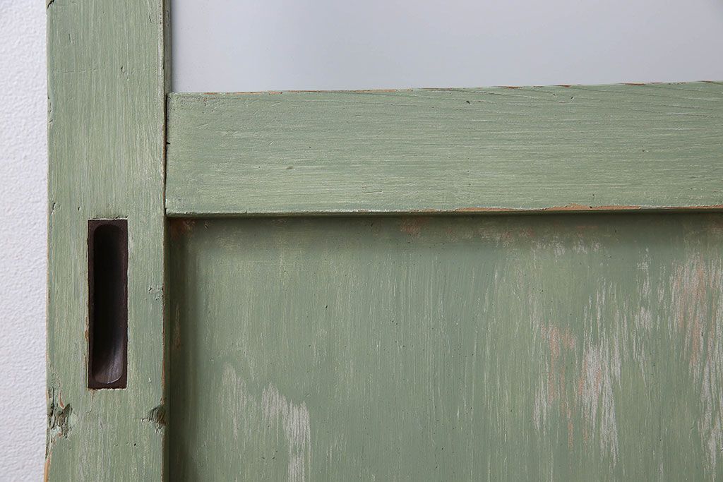 くすんだグリーンの色合いが可愛らしいアンティークペイントガラス戸(引き戸、建具)2枚組