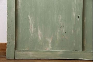 くすんだグリーンの色合いが可愛らしいアンティークペイントガラス戸(引き戸、建具)2枚組