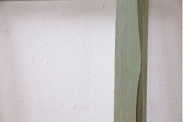 くすんだグリーンの色合いが可愛らしいアンティークペイントガラス戸(引き戸、建具)2枚組