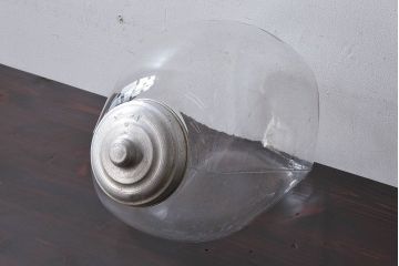 アンティーク雑貨　昭和レトロな古い蓋付きアンティーク猫瓶(ガラス瓶)(2)