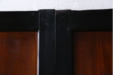 和製アンティーク　艶やかな風合いが魅力的な帯戸(板戸、引き戸、建具)2枚セット