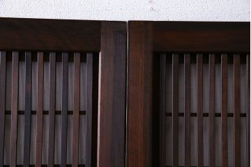 和製アンティーク　腰板ケヤキ材　上質で美しい造りの裏障子付き帯格子戸(引き戸、建具)4枚セット