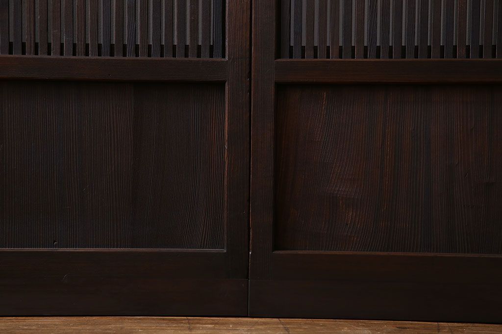 和製アンティーク　裏ガラス入り　細かな桟が美しい万本格子戸(引き戸、建具)2枚組(1)