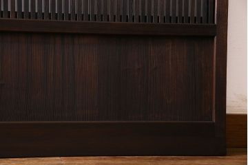 和製アンティーク　裏ガラス入り　細かな桟が美しい万本格子戸(引き戸、建具)2枚組(1)