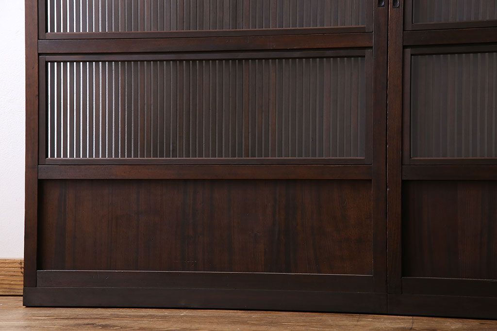 和製アンティーク　裏ガラス入り　細かな桟が美しい万本格子戸(引き戸、建具)2枚組(1)