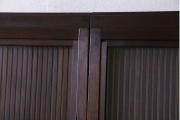 和製アンティーク　裏ガラス入り　細かな桟が美しい万本格子戸(引き戸、建具)2枚組(2)