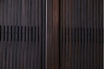 和製アンティーク　裏ガラス入り　細かな桟が美しい万本格子戸(引き戸、建具)2枚組(2)