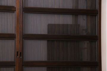 和製アンティーク　裏ガラス入り　細かな桟が美しい万本格子戸(引き戸、建具)2枚組(2)