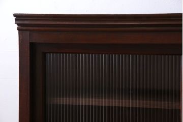 アンティーク家具　和製アンティーク　シックな雰囲気漂うモールガラスがお洒落なサイドボード(収納棚、戸棚、本箱)