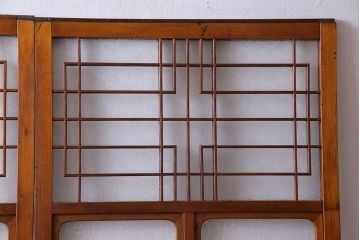 昭和期　ダイヤガラス入り　意匠が目を引く明るい木味のガラス戸(引き戸、建具)2枚組