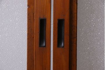 昭和期　ダイヤガラス入り　意匠が目を引く明るい木味のガラス戸(引き戸、建具)2枚組