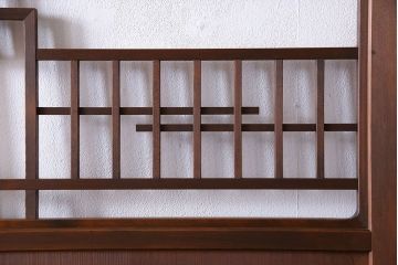 和製アンティーク　幾何学模様が印象的なモダンな細身の引き戸(板戸、建具)