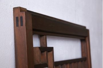 和製アンティーク　幾何学模様が印象的なモダンな細身の引き戸(板戸、建具)