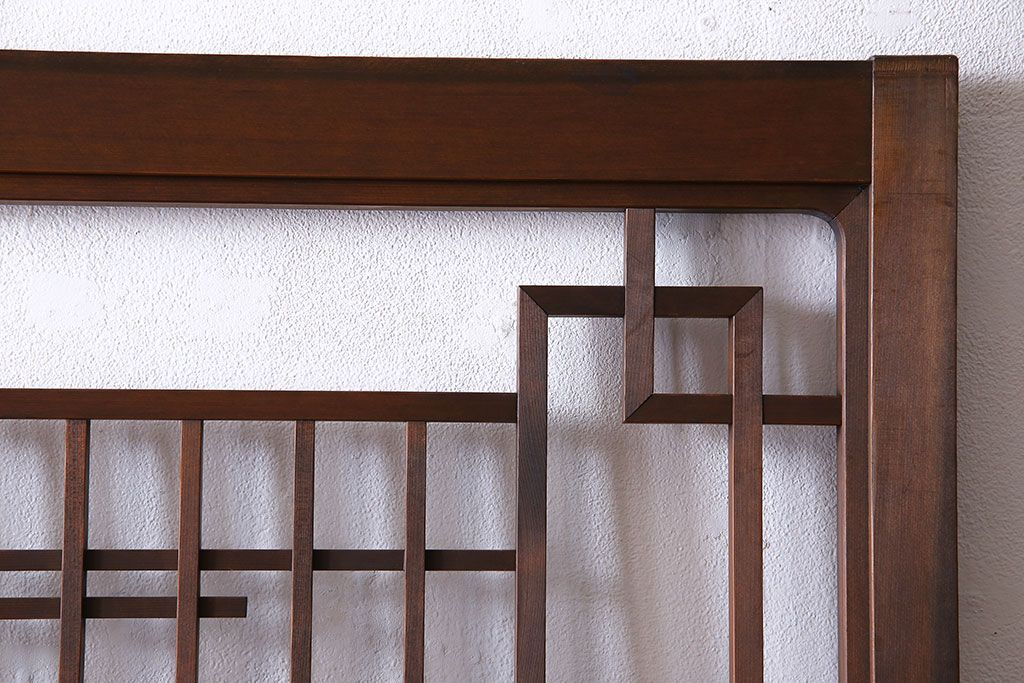 和製アンティーク　幾何学模様が印象的なモダンな細身の引き戸(板戸、建具)