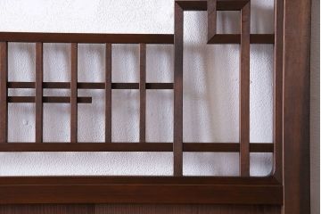 和製アンティーク　幾何学模様が印象的なモダンな細身の引き戸(板戸、建具)