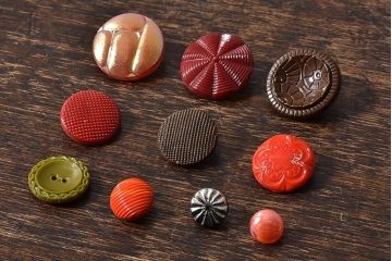 アンティーク雑貨　チェコガラス　上品なビンテージボタン10個セット