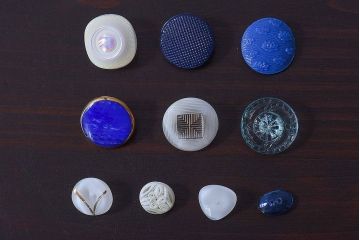 アンティーク雑貨　チェコガラス　シックなビンテージボタン10個セット