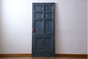 ペイント家具　シャビーな風合いと落ち着いた色合いの木製ドア(扉、建具)