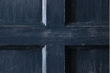 ペイント家具　シャビーな風合いと落ち着いた色合いの木製ドア(扉、建具)