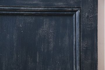 ペイント家具　シャビーな風合いと落ち着いた色合いの木製ドア(扉、建具)