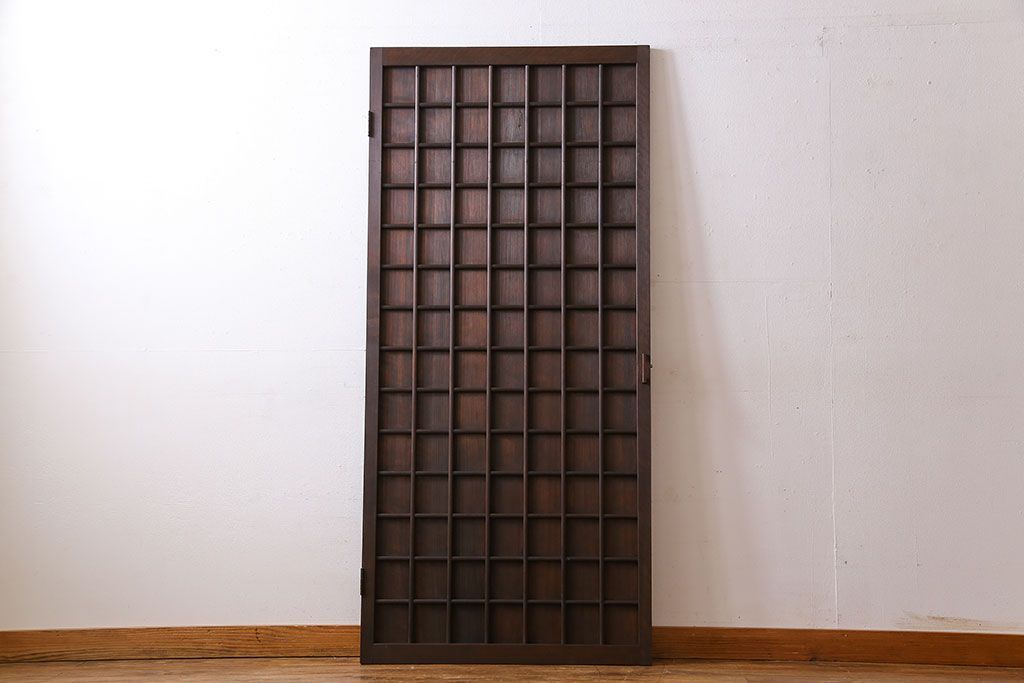 和製アンティーク　マス目格子　柾目が上品で美しいドア(きつね格子、狐格子、木製扉、建具)