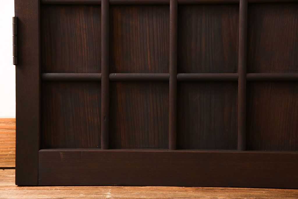 和製アンティーク　マス目格子　柾目が上品で美しいドア(きつね格子、狐格子、木製扉、建具)