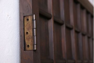 和製アンティーク　マス目格子　柾目が上品で美しいドア(きつね格子、狐格子、木製扉、建具)