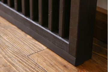 和製アンティーク　背の低い和モダンな格子戸(窓、明り取り、明かり取り、衝立て)2枚組
