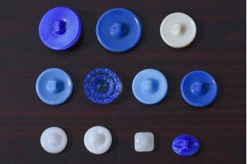 アンティーク雑貨　チェコガラス　シックなビンテージボタン11個セット