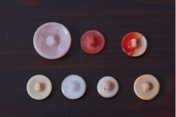 アンティーク雑貨　チェコガラス　可愛らしいビンテージボタン11個セット