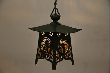 アンティーク雑貨　1970年製　ずっしりとした存在感が魅力的な銅製の吊り灯篭照明