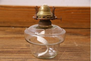 アンティーク雑貨　和製アンティーク　レトロな雰囲気漂うシンプルなオイルランプ(照明)