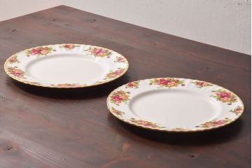 イギリス　Royal Albert(ロイヤルアルバート) オールドカントリーローズ　プレート2枚セット