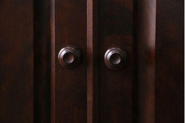 中古　北海道民芸家具　シックな雰囲気漂う四方棚(飾り棚)(定価30万円)