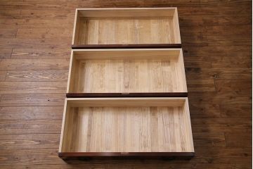 中古　美品　伝統民芸家具　北国2号(新)　高級感漂う岩谷堂箪笥(衣装箪笥)(定価43万円)