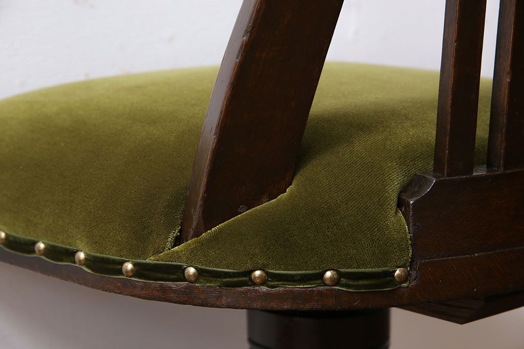 アンティーク家具　大正ロマン　古いナラ材のアンティーク回転椅子(イス、ワークチェア)